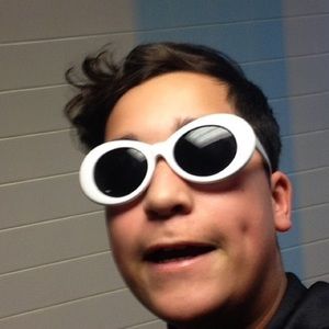 Meet your Posher, Dorian